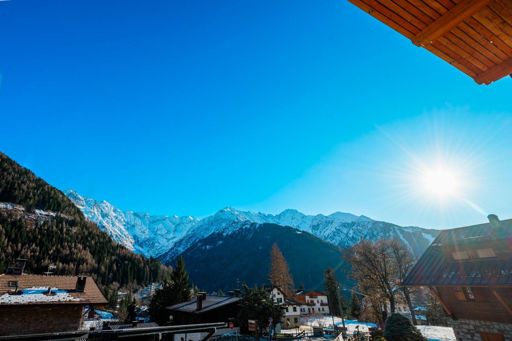 Dalania Mountain Apartments Ponte Di Legno Exterior photo